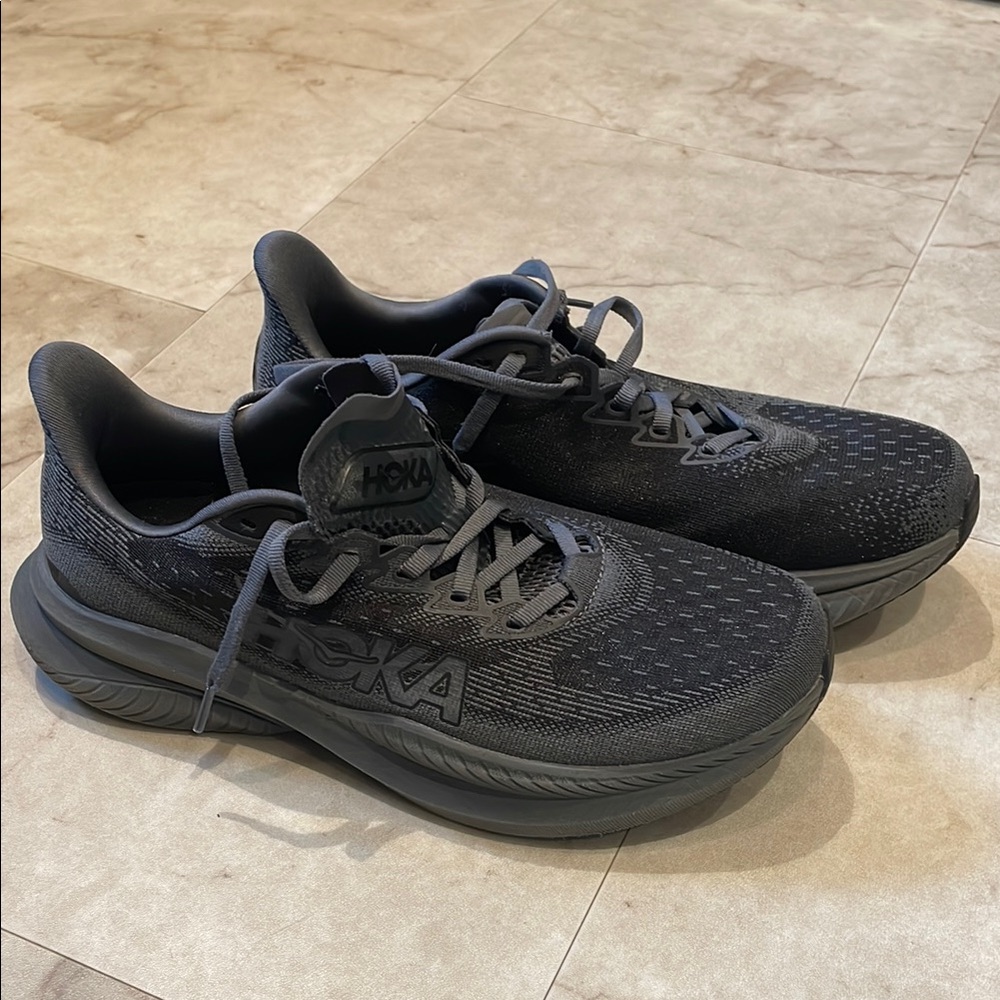 Hoka Black Men's Mach 6 Running Shoes (Size 8.5)